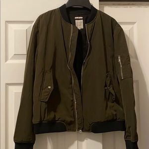 Zara women’s olive bomber jacket size L